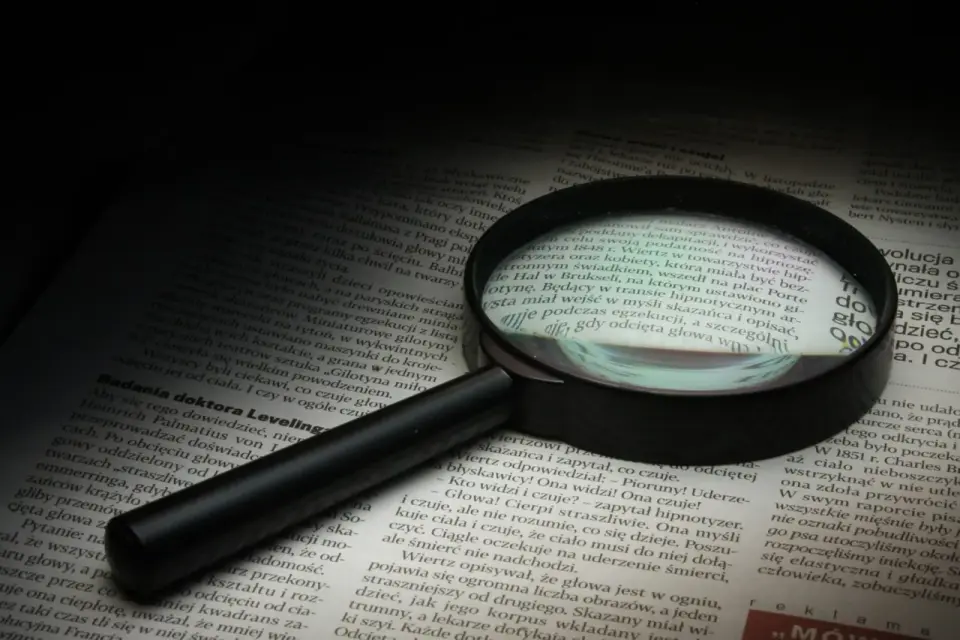 Kim jest dobry detektyw? Cechy, umiejętności i licencja