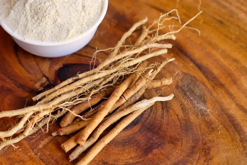 Ashwagandha bei Hautreaktionen - Warnzeichen richtig deuten