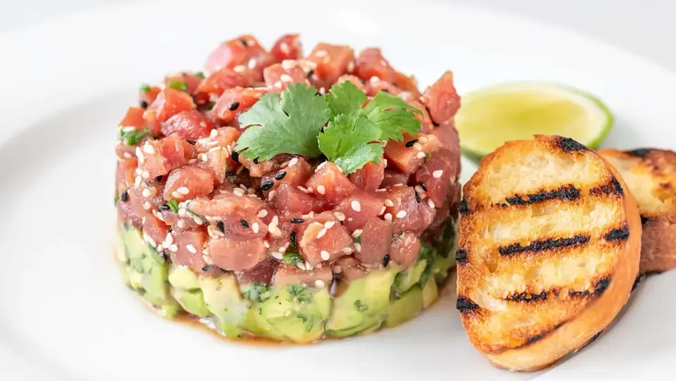 Tartare de bar - réussir un plat net et élégant