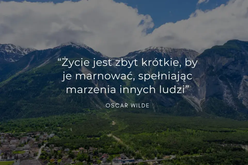 Refleksyjne cytaty o życiu, które zostają w pamięci