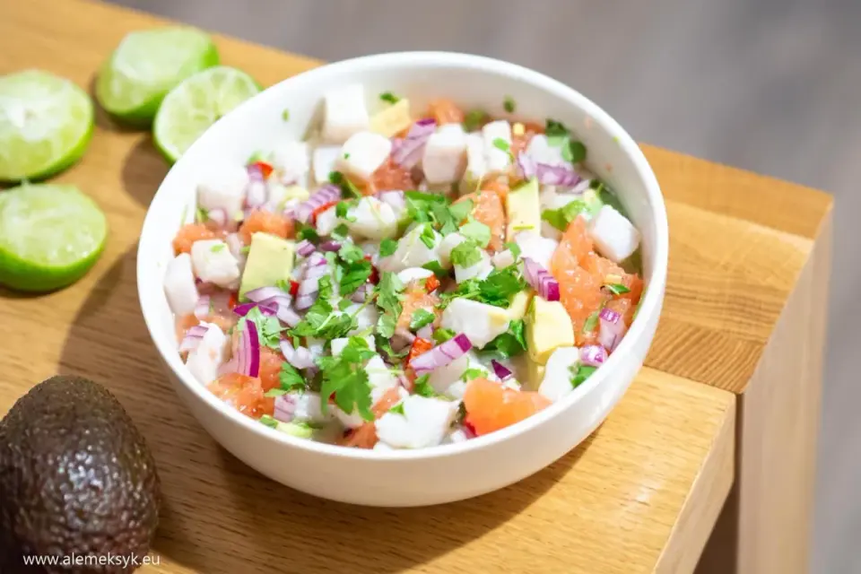 Ceviche z białej ryby - prosty przepis i ważne zasady