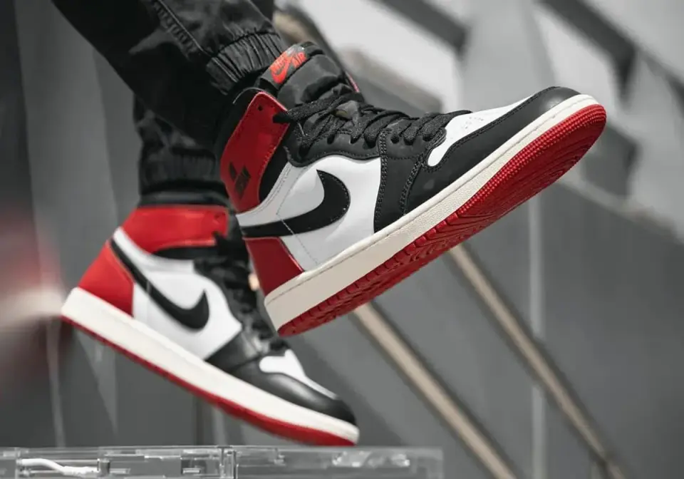 Air Jordan 1 Black Toe - Der ultimative Guide zum Kult-Sneaker
