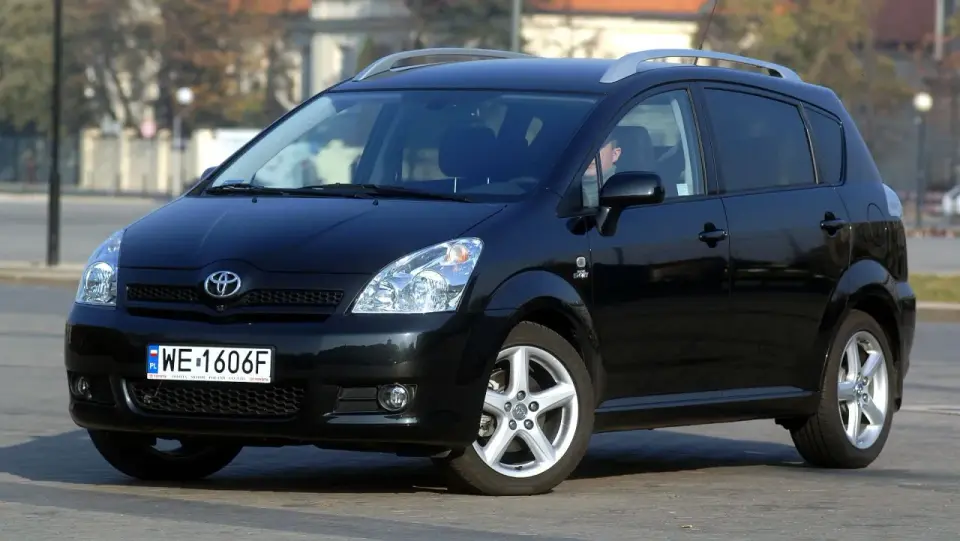 Toyota Corolla Verso - Czy nadal warto kupić? Poradnik!