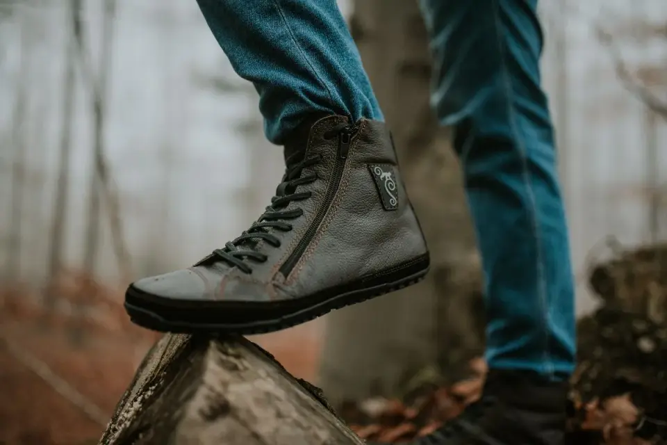Barefoot - Modne buty minimalistyczne? Przewodnik i porady