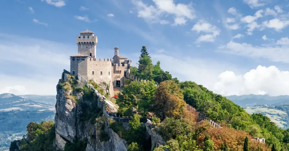 San Marino - Ile osób mieszka w tym państwie i dlaczego?