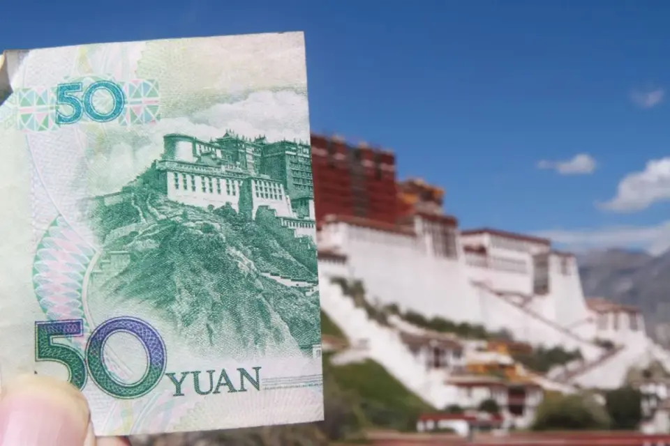 Waluta w Chinach - Renminbi, juan, CNY? Jak płacić?