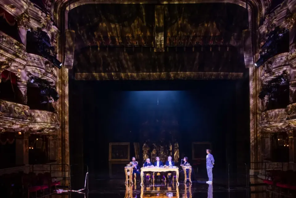 Happening w teatrze - Czym jest i dlaczego wciąż działa?