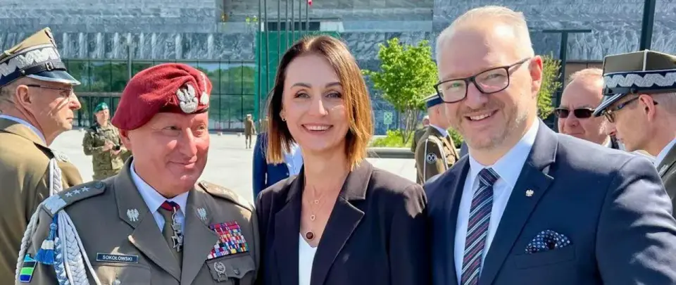 Dowódca Generalny Rodzajów Sił Zbrojnych - Za co odpowiada w wojsku?