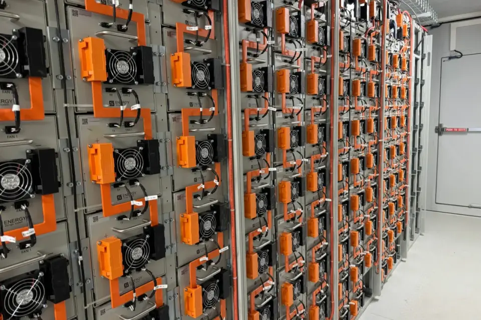 Magazyn energii kinetycznej - Czy zastąpi baterie?