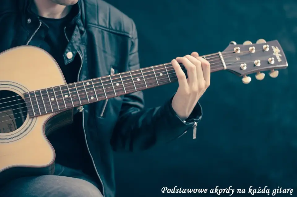 Tornerò - Co oznacza tytuł i jak zagrać tę balladę na gitarze?