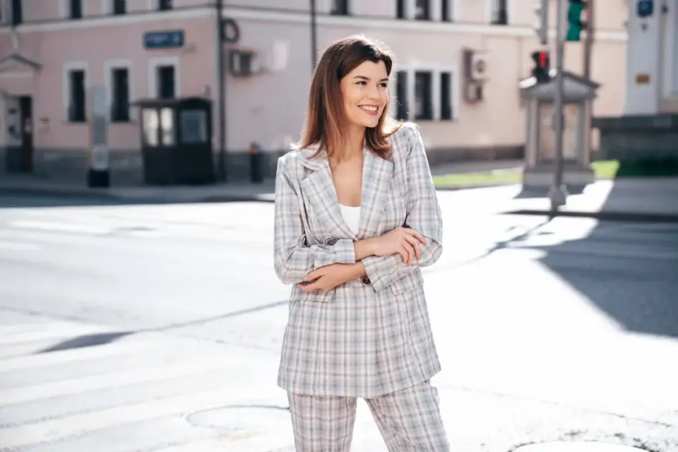 Jaka marynarka do spodni w kratę? Sekrety idealnej stylizacji