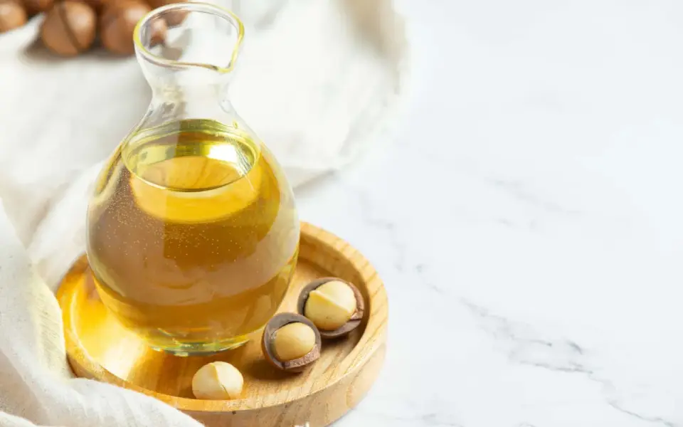 ¿Para qué sirve el aceite de macadamia en la piel y el cabello?