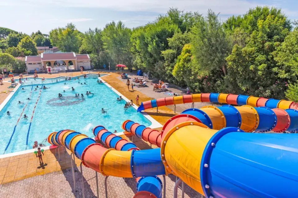 Camping we Włoszech - gdzie jechać, ile kosztuje i na co uważać