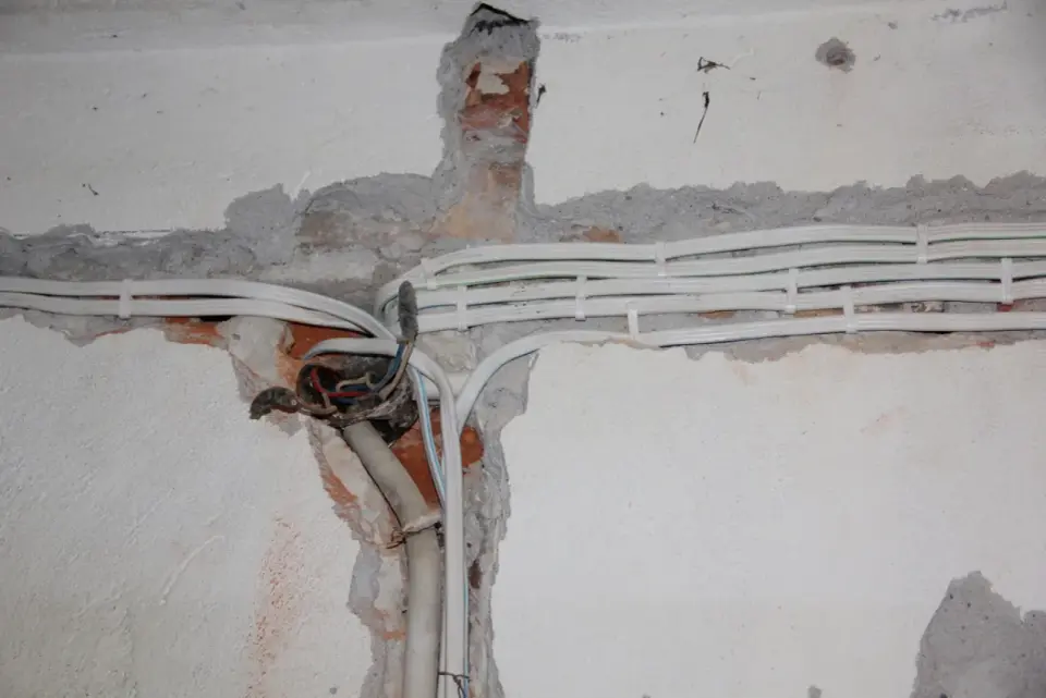 Wymiana instalacji elektrycznej - Kiedy i jak to zrobić?