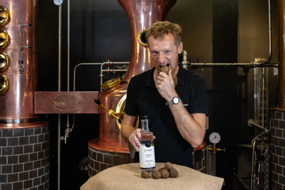 Wódka ziemniaczana - odkryj jej prawdziwy charakter i smak