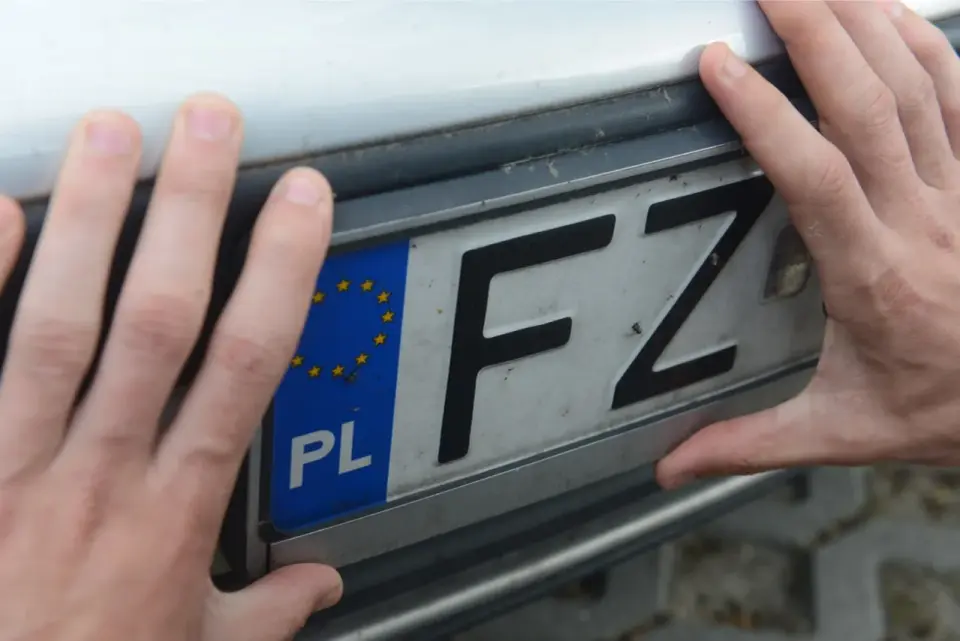 BHA na tablicy rejestracyjnej - co oznacza i skąd pochodzi?