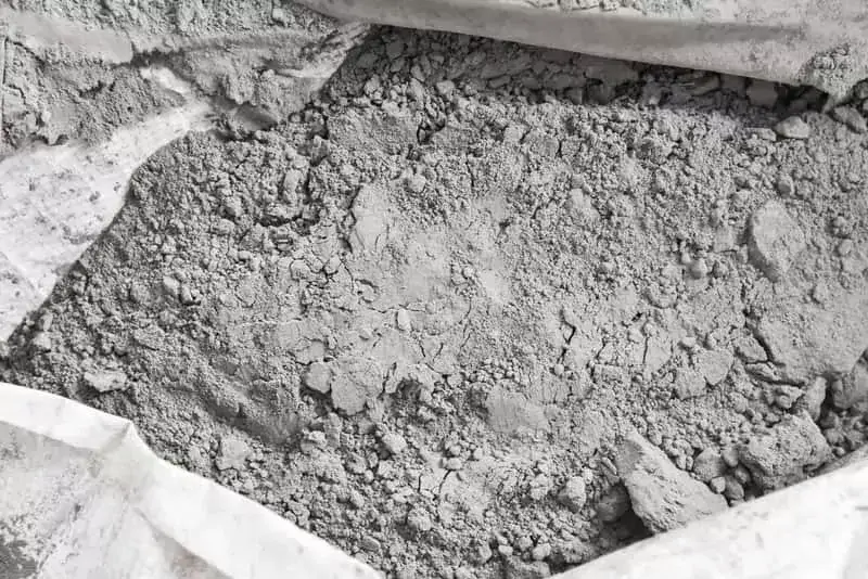 Suchy beton w betoniarce: proporcje, mieszanie i zastosowanie krok po kroku