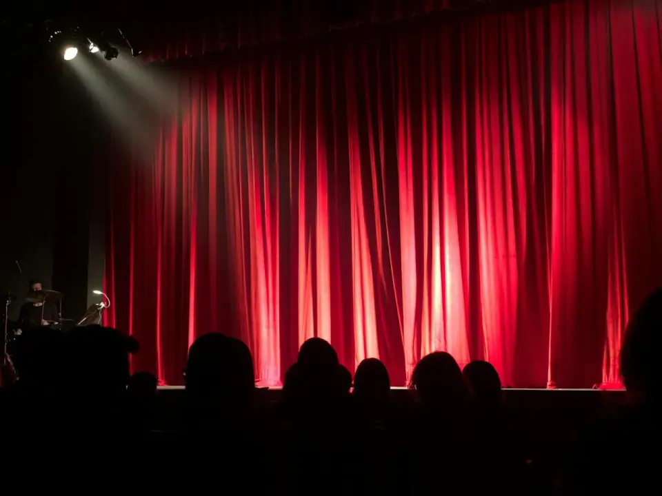 Teatr Współczesny Warszawa - Repertuar 2026 - Jak wybrać spektakl?