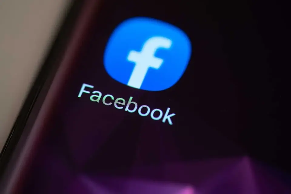 Facebook - Od ilu lat? Wiek, RODO i bezpieczeństwo nastolatków