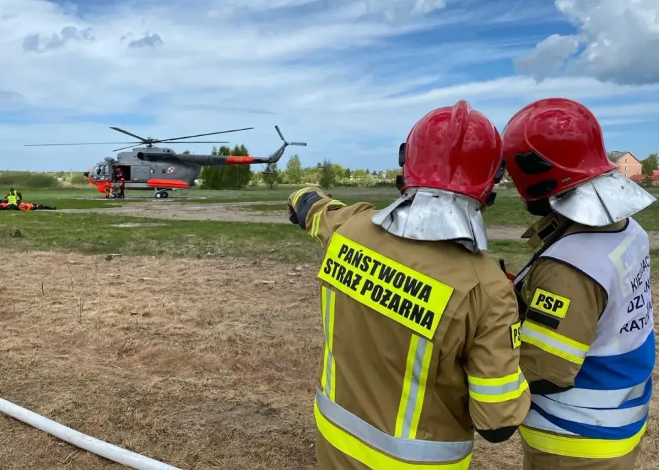 Strażak po szkole oficerskiej - Ile zarobisz na start i dalej?