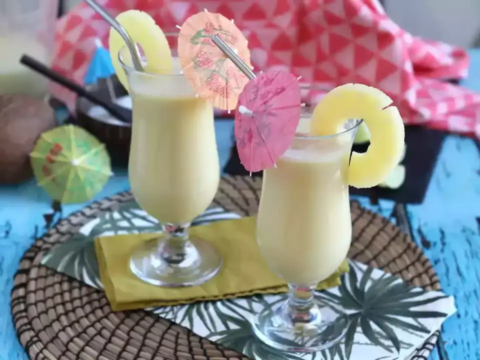 Piña colada - Jak zrobić idealnie kremowy drink bez błędów?