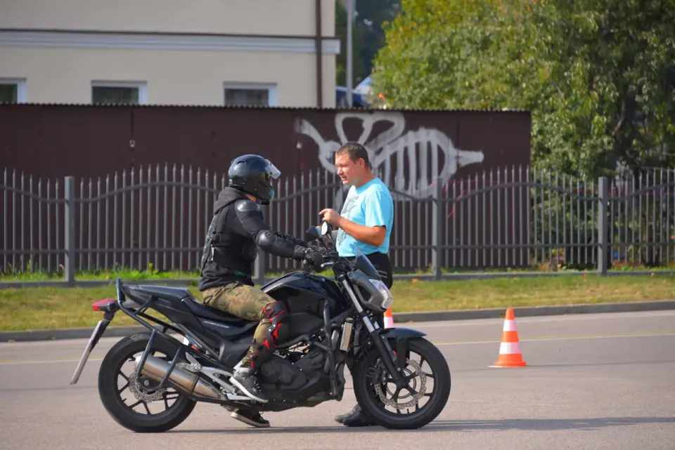 Egzamin motocykl kat. A: Plac manewrowy - zdaj za 1. razem!