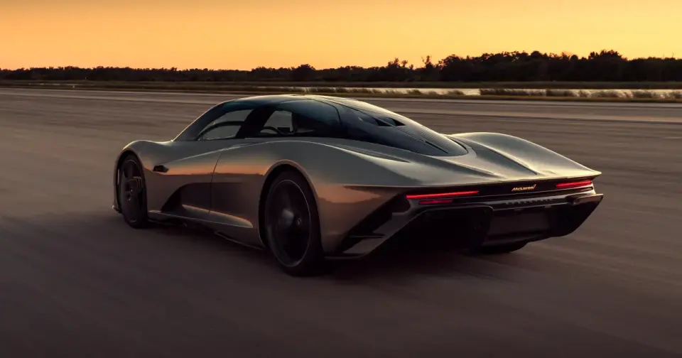 McLaren Speedtail - hyper-GT, który łączy prędkość i komfort