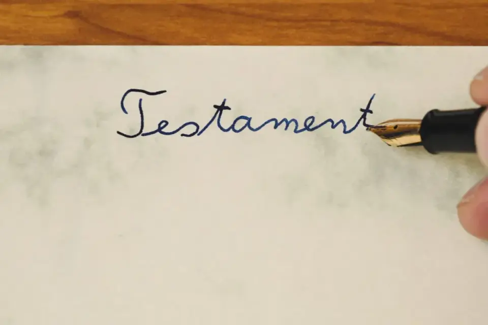 Testament allograficzny - Tani, ale czy bezpieczny? Sprawdź!