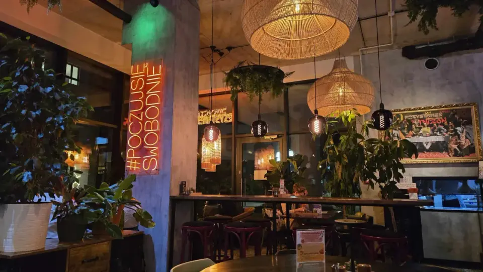 Restauracje w Garnizonie Gdańsk - gdzie zjeść z dziećmi i za ile