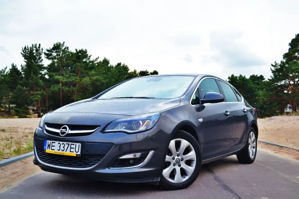 Opel Astra - który wariant pasuje do twojej jazdy?