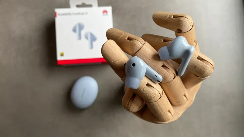Huawei FreeBuds - Jak połączyć i co zrobić, gdy nie działają?