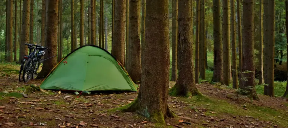 Camping w górach - jak nocować legalnie i bezpiecznie