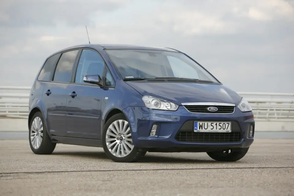 Ford C-MAX 1.6 benzyna - Ile pali? Jak oszczędzać?