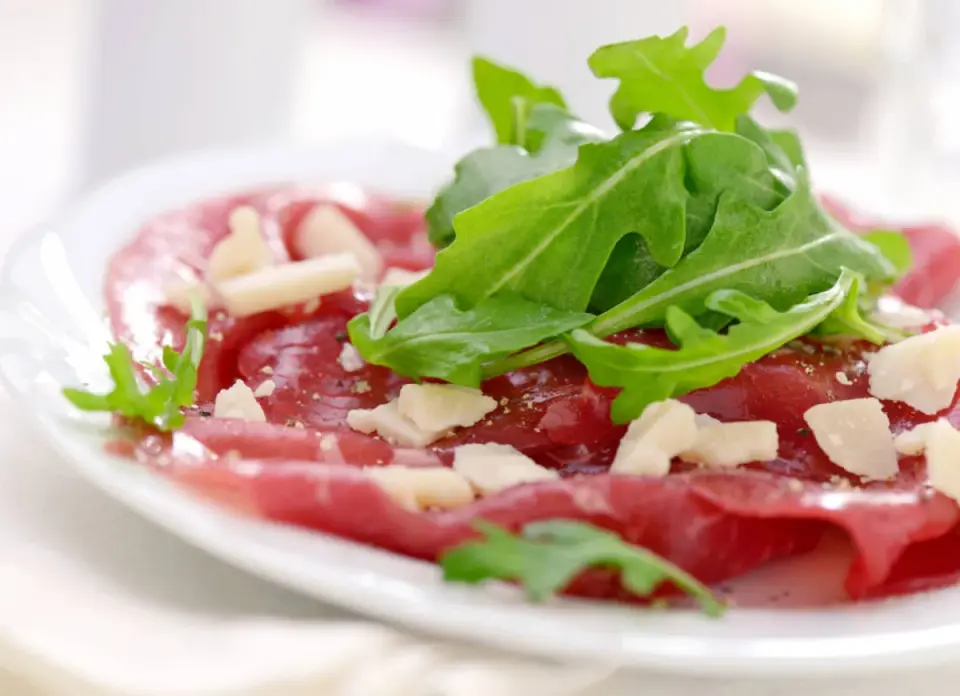 Sos do carpaccio - sekret idealnego smaku. Sprawdź!