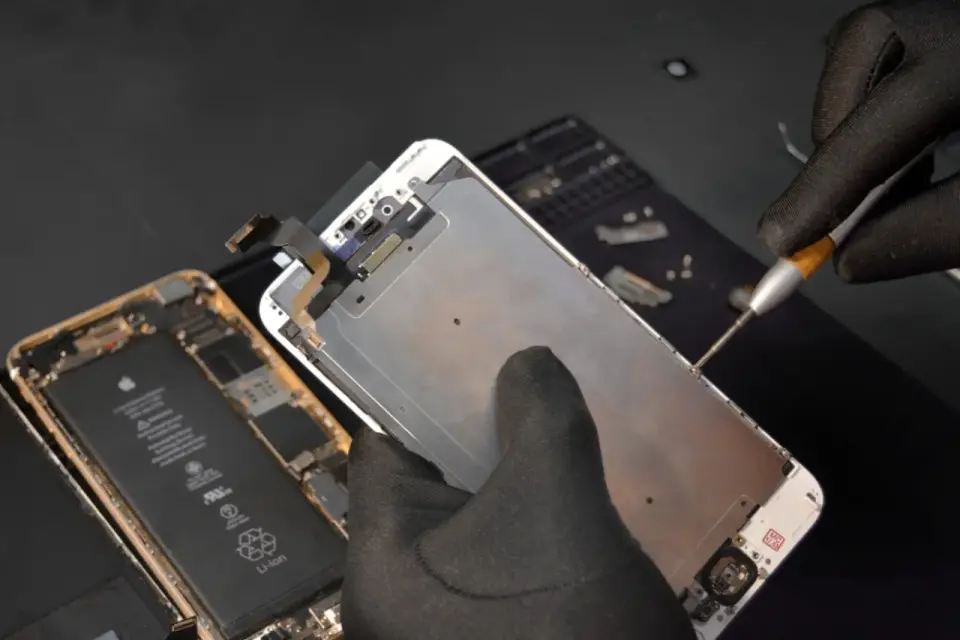 Jak przygotować iPhone'a do sprzedaży? Sprzedaj bez problemów!