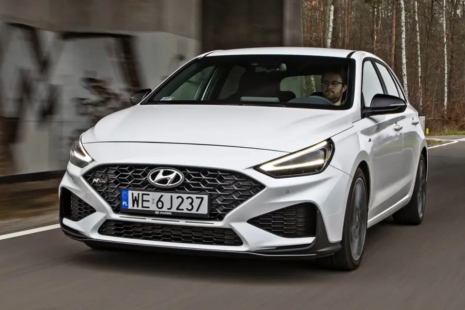 Hyundai i30 N - Osiągi, różnice N Line i na co uważać przy zakupie