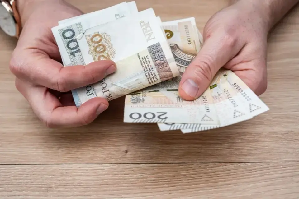 Dopłata do wypoczynku z ZFŚS - kto dostanie i na jakich zasadach?