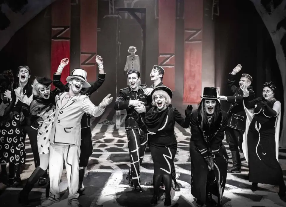 Stary Teatr Kraków repertuar - Jak wybrać spektakl i kupić bilety?