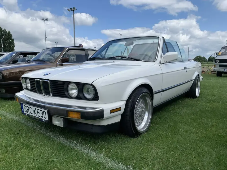 BMW 325i - Które wybrać i czy warto kupić?