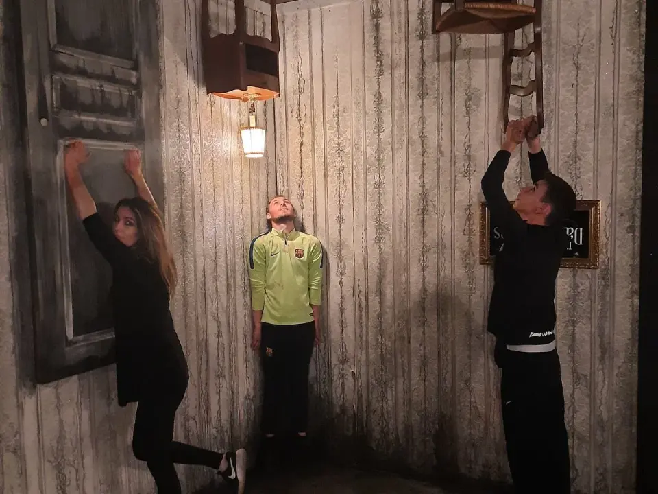 The Dark Dreams Paris - Labyrinthe ou Escape Game ?