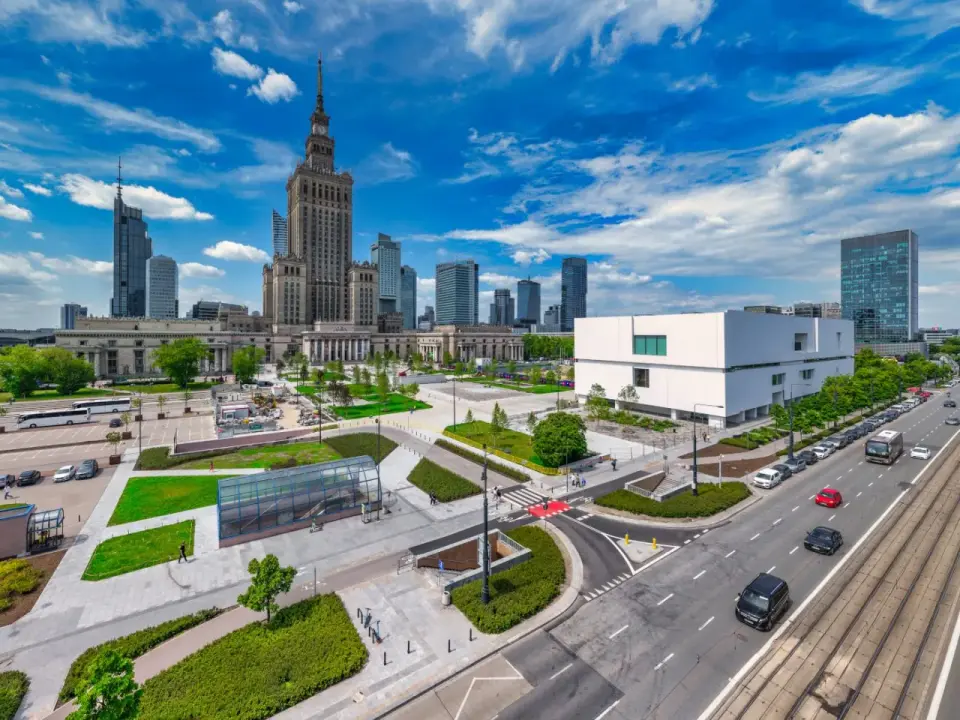 Plac Centralny Warszawa - Jak zwiedzać mądrze i bez pośpiechu?