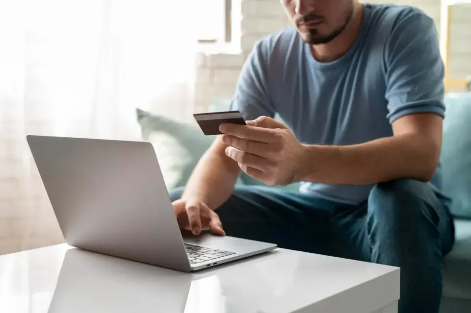 PayPal z banku - Jak doładować konto? Szybko i bez błędów!