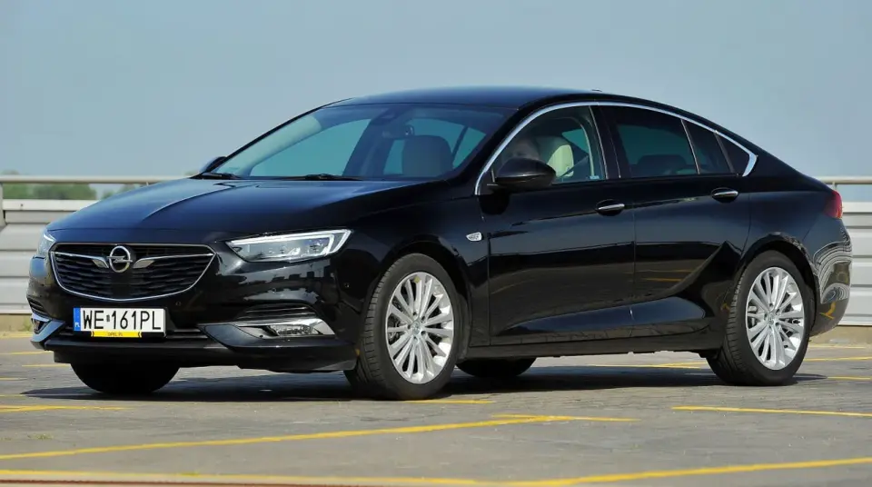 Opel Insignia - Który silnik wybrać, by uniknąć kosztownych napraw?