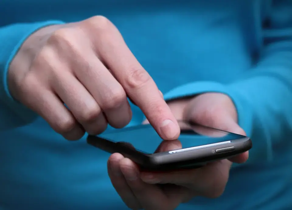 Jak wyłączyć tryb awaryjny w telefonie? Prosty poradnik