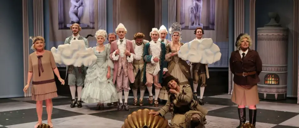 Piękna Lucynda - Teatr 6.piętro. Klasyka, styl, humor.