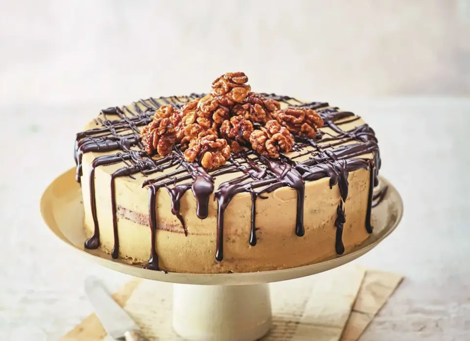 Tort kawowy z mascarpone - prosty przepis i sprawdzone triki