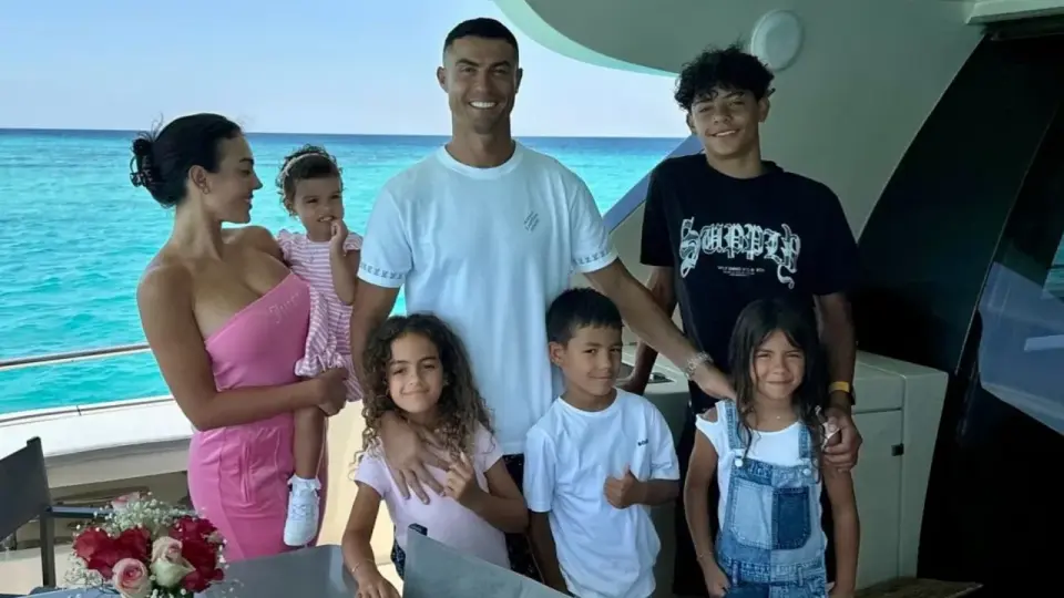 Georgina Rodriguez - ile dzieci ma i które są jej biologicznymi?