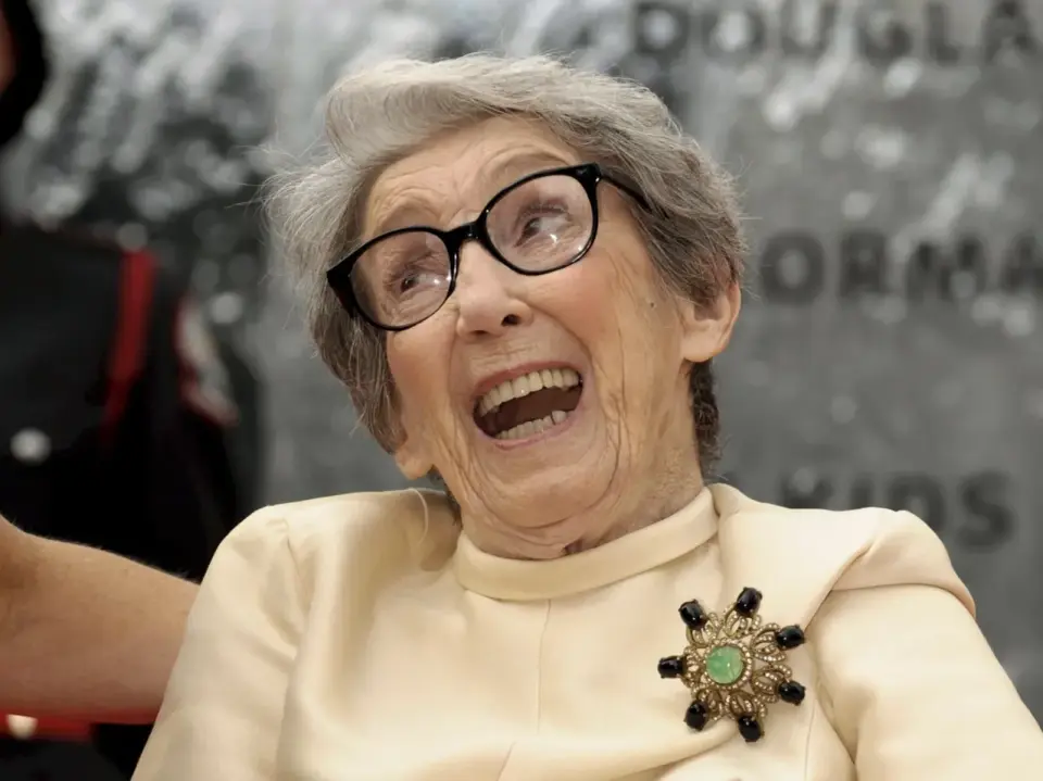 Babcia po francusku: Grand-mère, Mamie i wymowa poznaj wszystko!
