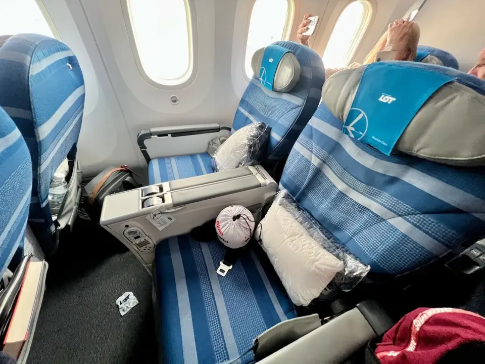 Dreamliner LOT - Którą klasę wybrać? Poradnik pasażera