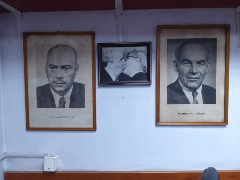 Budka i Gomułka: Czy są spokrewnieni? Fakty i mity